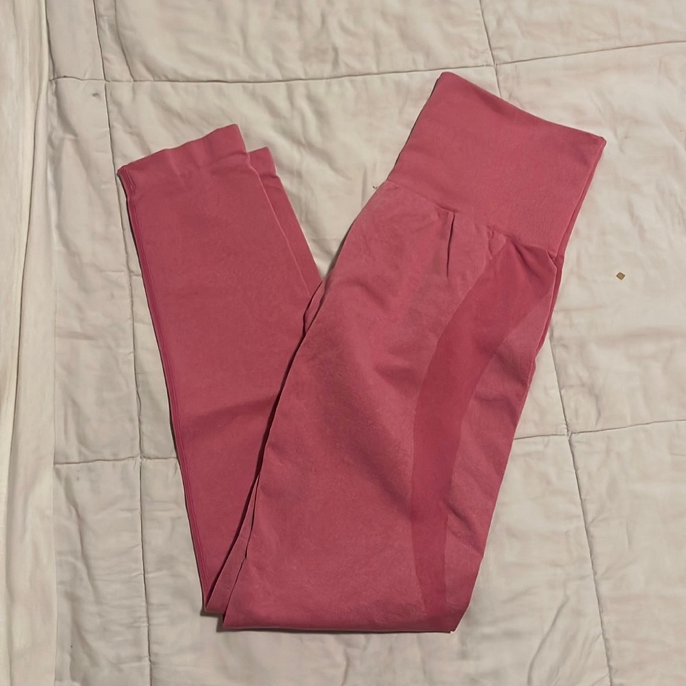 NVGTN leggings!